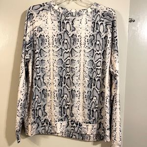 Women’s boutique top